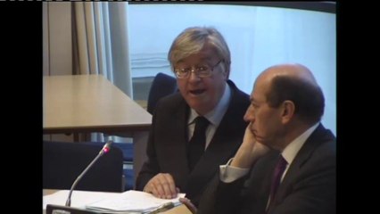 Commission des affaires européennes : Approfondissement de l'UEM