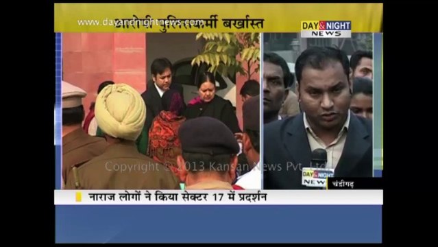 Policemen beaten up by public for raping minor| Protest over school girl' rape in Chandigarh