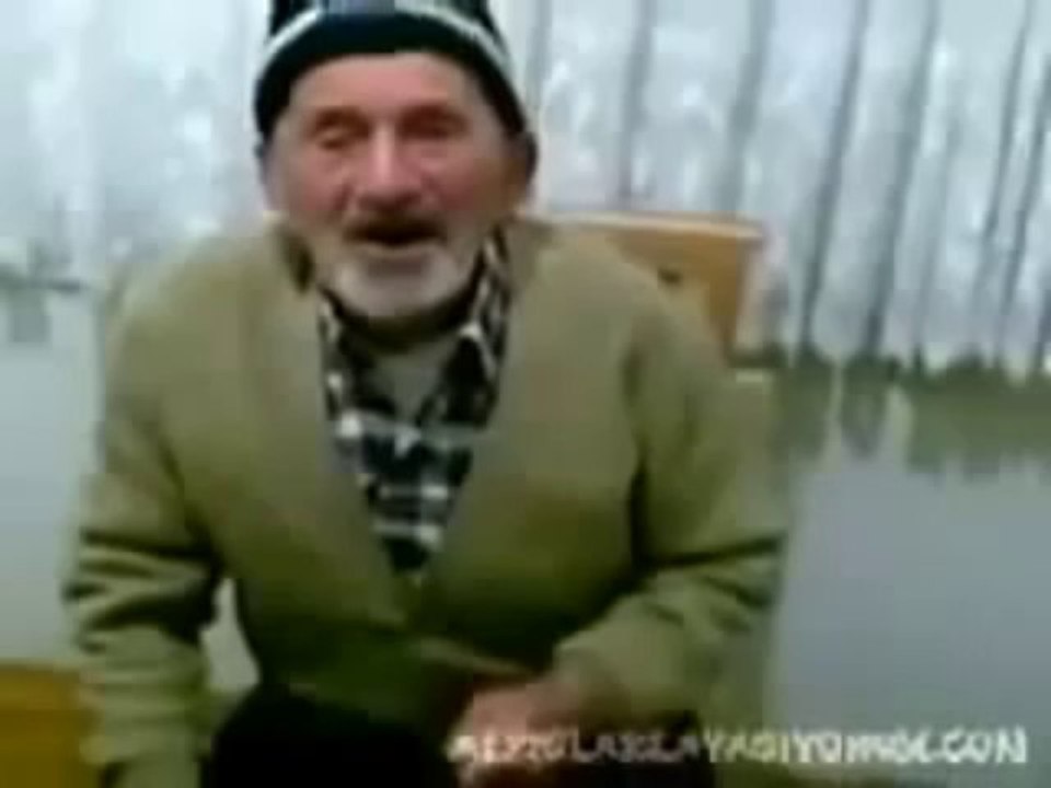 İnternette Tıklanma Rekoru Kıran Dede xD KaRı deRdinde     Komik Videolar   Zapkolik
