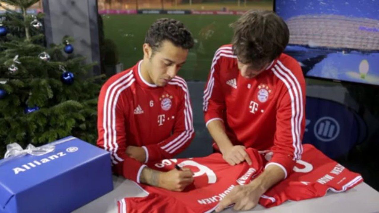 Feliz navidad! weihnachtsgrüße von thiago und martinez