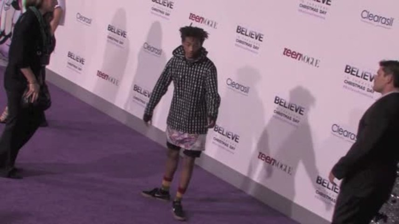 Trägt Jaden Smith einen Rock zur Filmpremiere ?