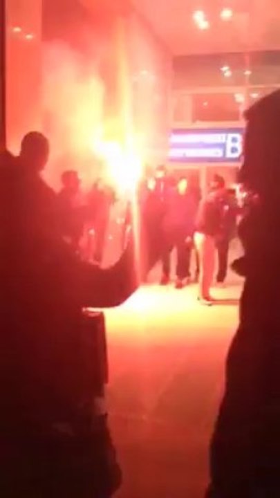 Αποθέωση της ομάδας βόλεϊ του Ολυμπιακού στην Αλεξανδρούπολη (2)