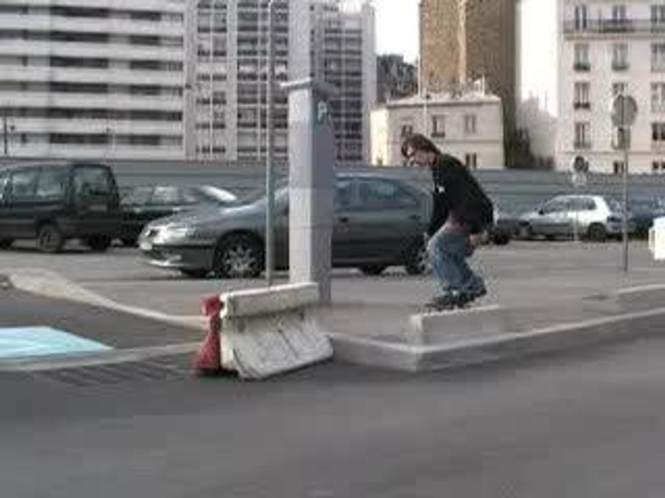 koma with heelflip boardslide front