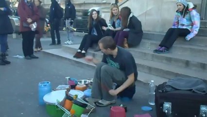 Génial batteur au Troca...