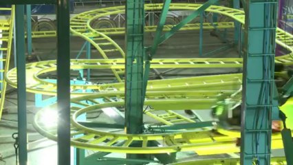 Le Grand Palais abrite une fête foraine pendant les vacances