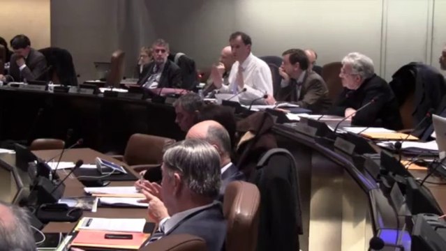 Vincent Feltesse budget 2014 CUB et désengagement état