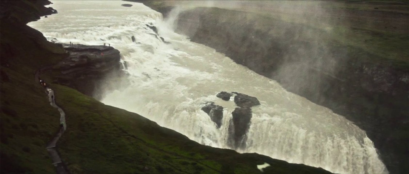 ÍSLAND