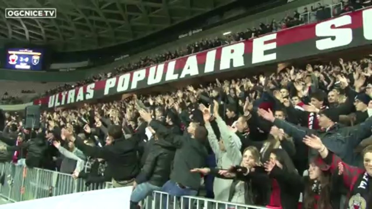 Le 1er clapping en plein match à l'Allianz Riviera