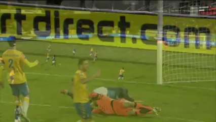 Twente squander top-spot chance