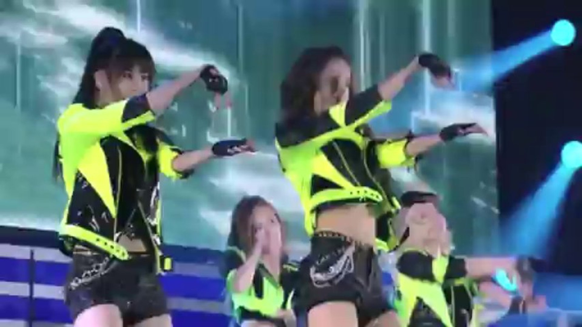 Girls Generation Mr Taxi T O P Bad Girl Girls Peace 2nd Japan Tour Video Dailymotion