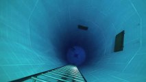 Guillaume Nery diving in the deepest swimming pool ever
