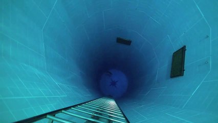 Guillaume Nery diving in the deepest swimming pool ever