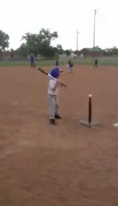 Kai drilling a ball_clip0