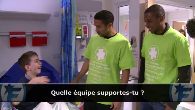 Gaël Clichy se fait chambrer par de jeunes supporters