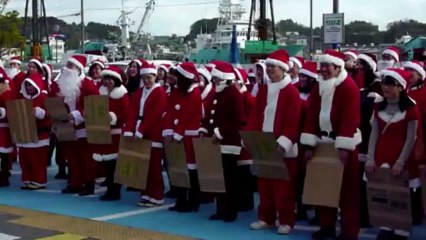 Japon: des Pères Noël bénévoles pour les évacués de Fukushima