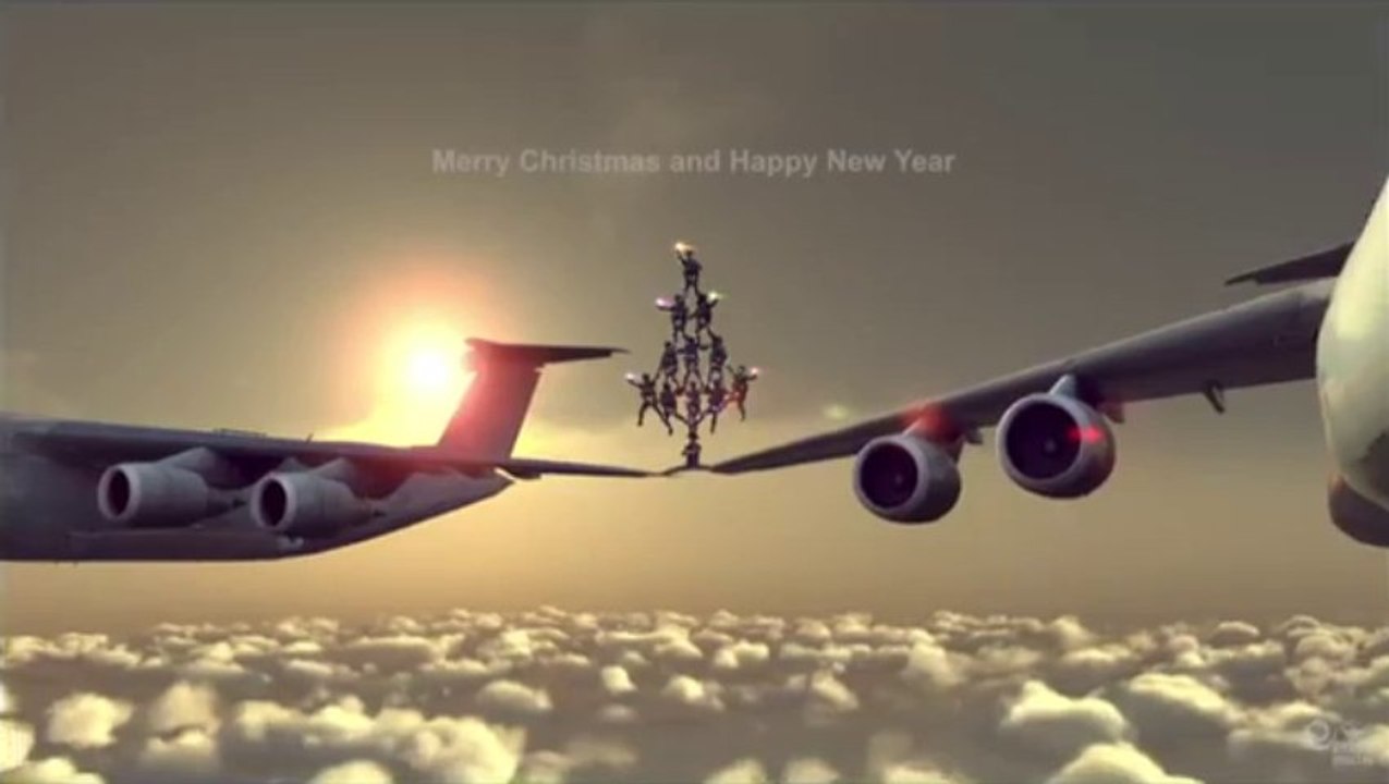 Greetings from Chuck (The epic christmas split)