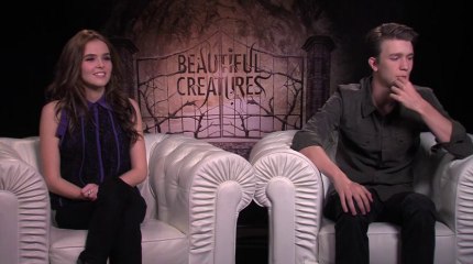 Generic Interview - Thomas Mann & Zoey Deutch - Interview Generic Interview - Thomas Mann & Zoey Deutch (English)