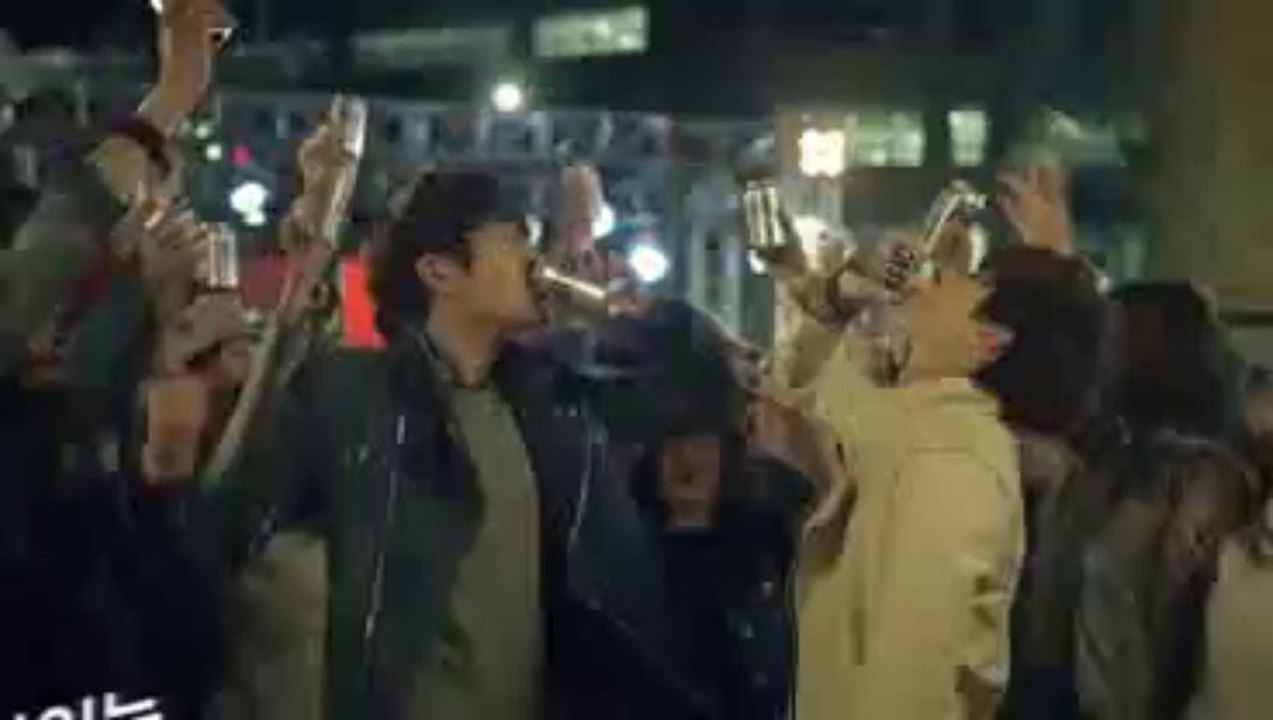 Pub 19 CF - Cass Beer (Kim Woo Bin  Lee Jong Suk)