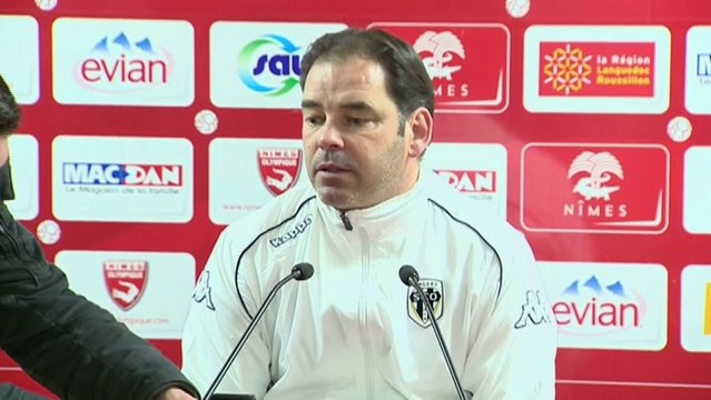 Conférence de presse Nîmes Olympique - Angers SCO (0-2) : Victor ZVUNKA (NIMES) - Stéphane MOULIN (SCO) - 2013/2014