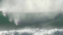 Banzai pipeline surfing 2009 North Shore Oahu world class surfing