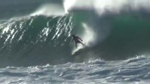 Banzai pipeline surfing  North Shore Oahu world class surfing @LiveCastTV