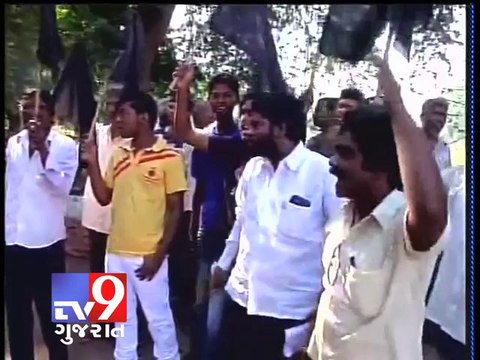 Sanjay Dutt leaves Yerwada jail after getting 30 days parole - Tv9 Gujarat