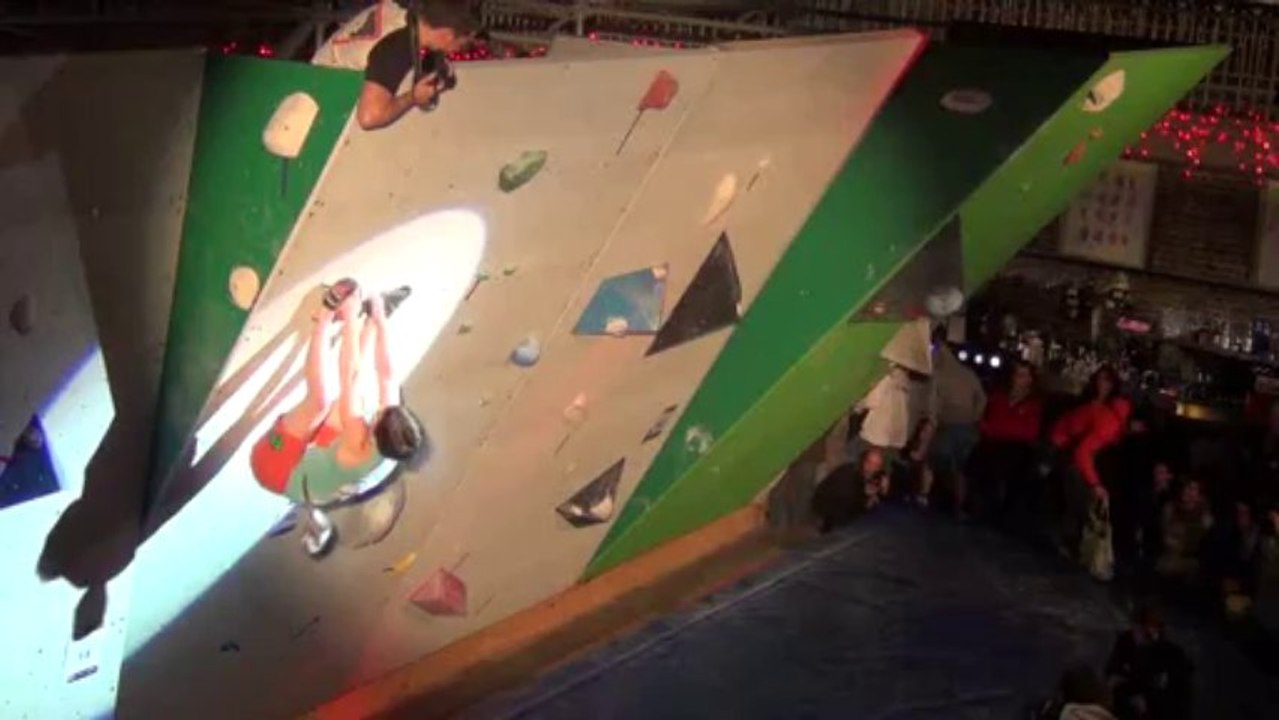 2013 Chloé Caulier - Finale championnat de Belgique Senior de Bloc