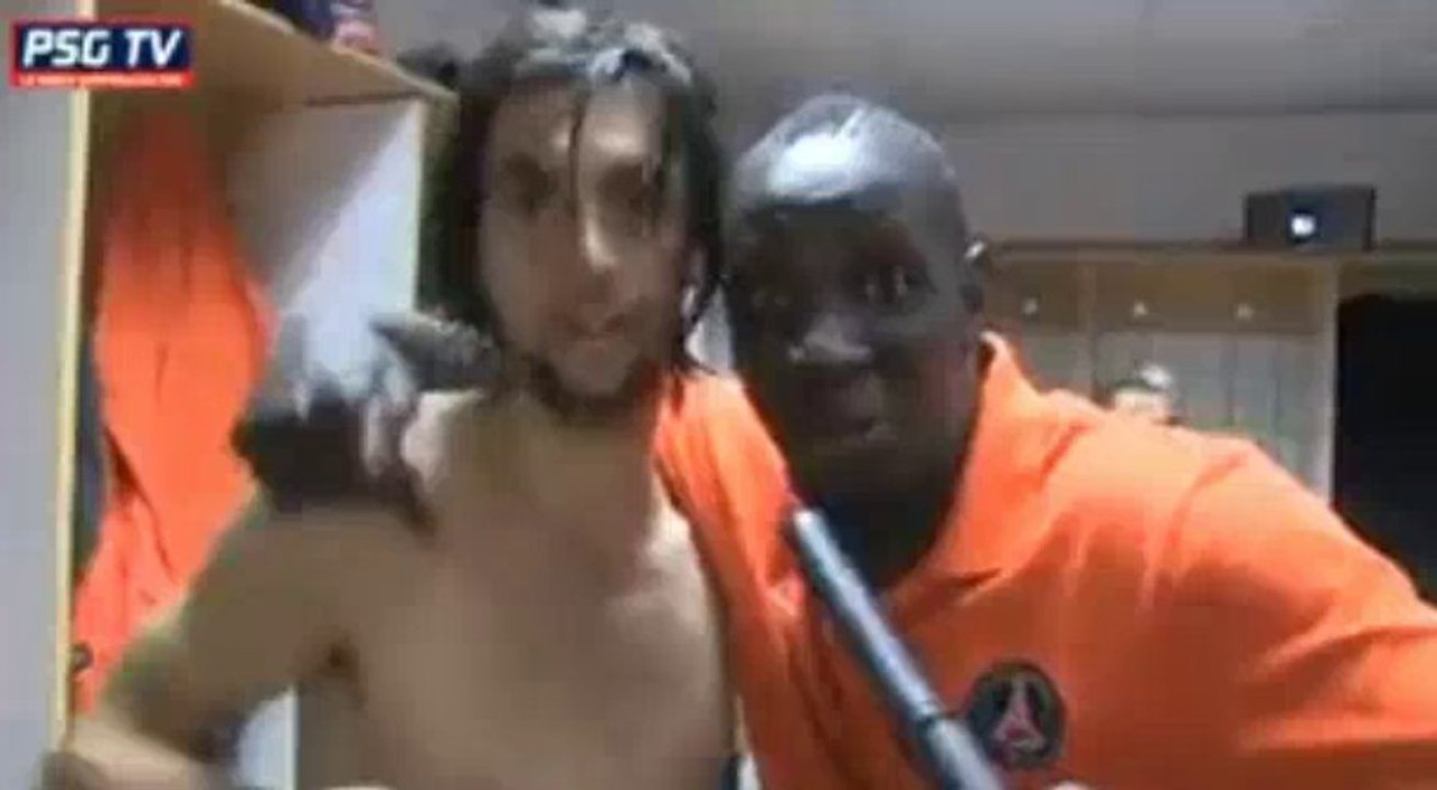 Pastore fait une quenelle a M.Sakho