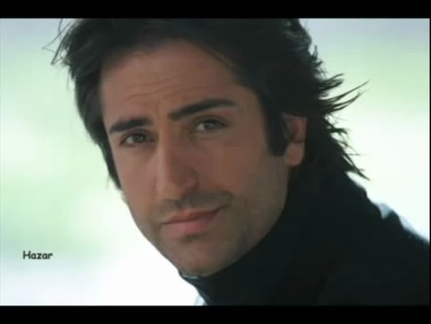 Mahsun Kırmızıgül - Yıkılmadım ayaktayım