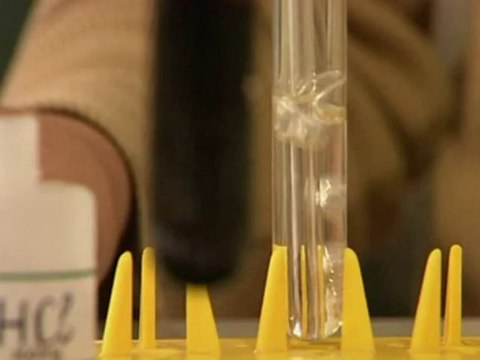 177. Получение хлора и расворение его в воде