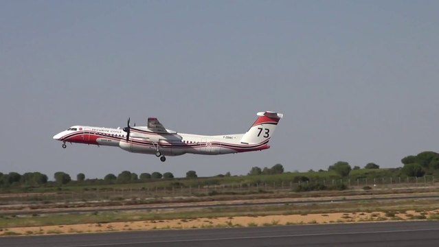 Aéroport Béziers Cap d'Agde - Bombardier Tracker + Air Tractor
