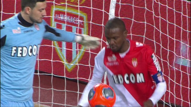 But Eric ABIDAL (30ème csc) - AS Monaco FC - Valenciennes FC - (1-2) - 20/12/13 (ASM - VAFC)