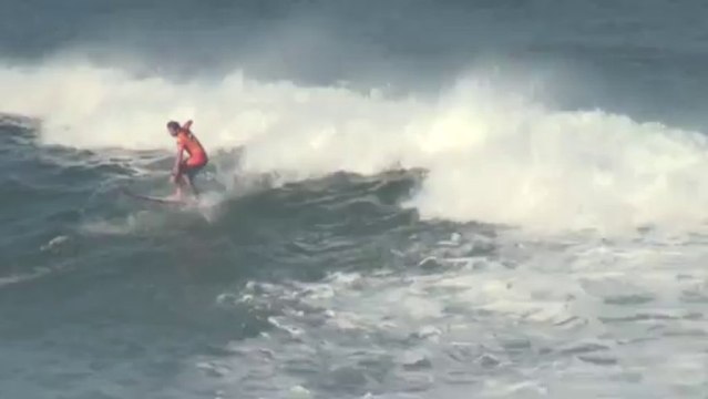 Eddie Aikau Big Wave Surfing