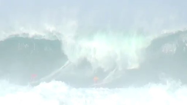 Eddie Aikau Big Wave Surfing