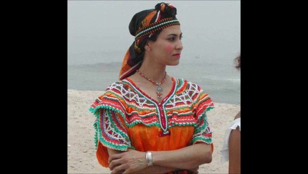 AÏT MENGUELLET à l'Olympia DJAMILA + MA MUSE EN CORNEMUSE