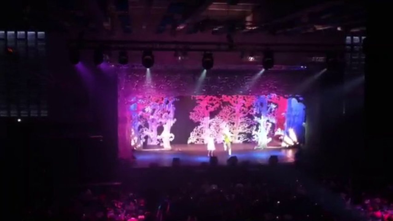 Chantal Goya chante le lapin au palais des Sports de Saint-Quentin (02)