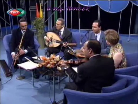 Ayşe TAŞ-Bülbülün Çilesi Yanmakmış Güle