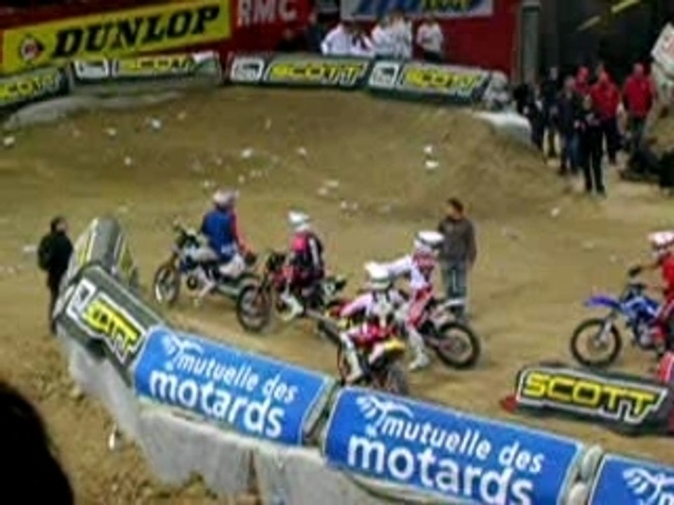 FMX 4