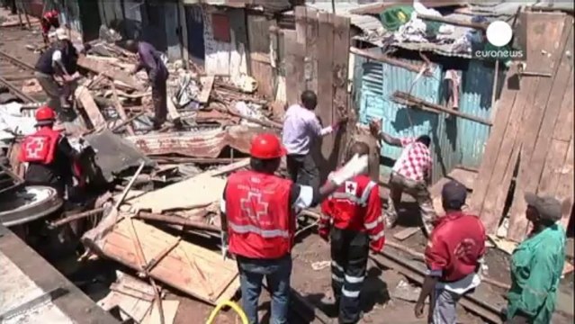 Un train de marchandises déraille dans un bidonville de Nairobi