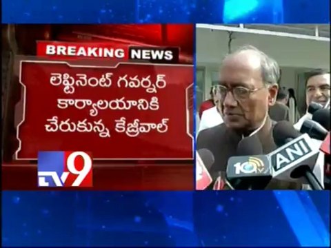 Arvind Kejriwal meets lieutenant governor over formation of Govt in Delhi