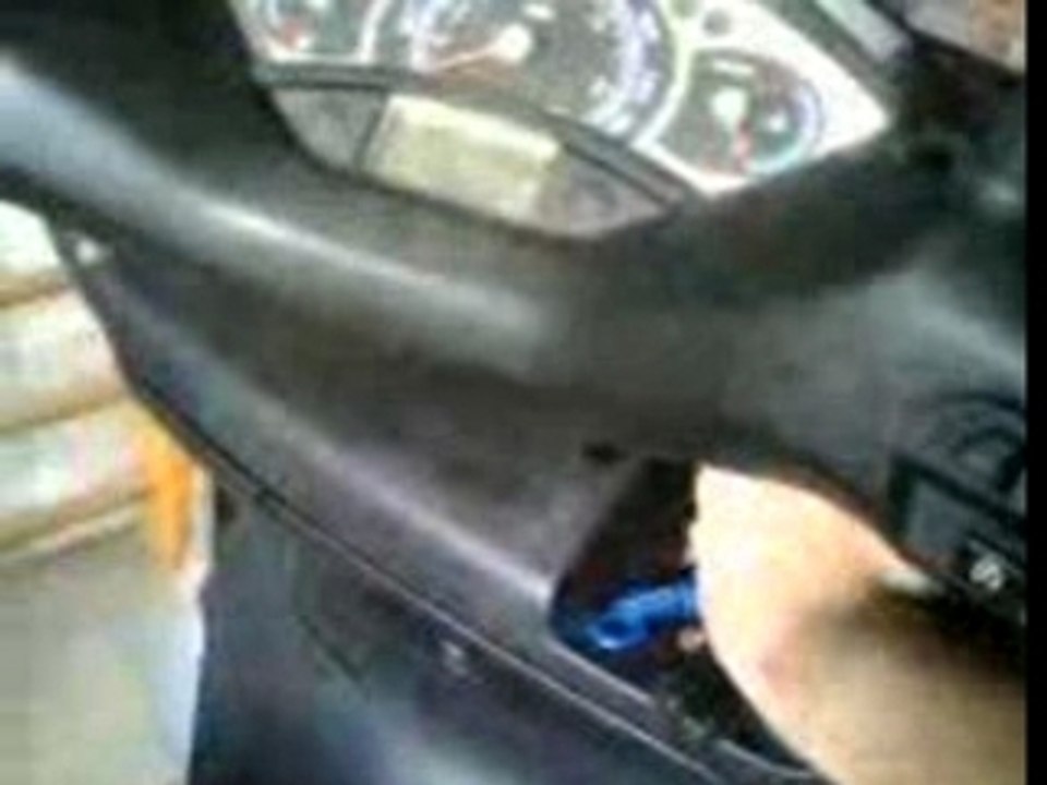 bruit sans silencieux Xmax Skycruiser