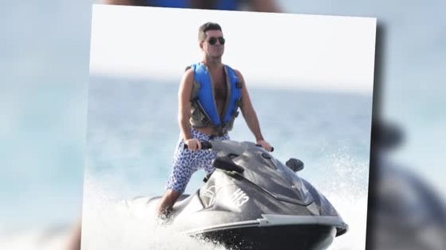Simon Cowell Jet Skis in Barbados for Christmas