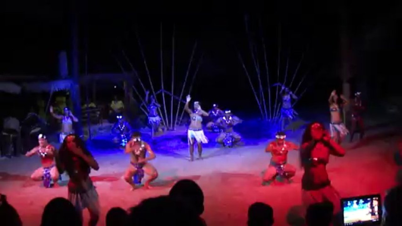 Tamure Tiki Village