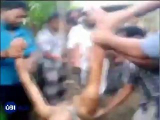 بوذيون يعلقون مسلما روهنجيا أعلى شجرة ويشنقونه