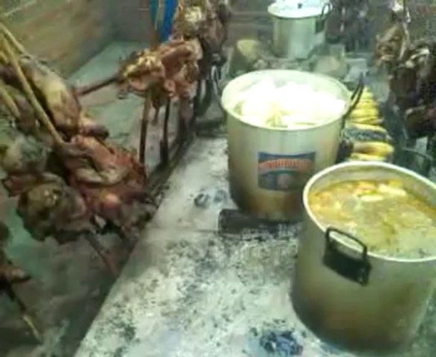 a fuego lento Carne a la llanera, ternera, mamona, cochinillo, costillas de lechón, parrillada, preparado en su hogar por A fuego lento "la mejor carne del planeta. web: afuegolento.wix.com/carne