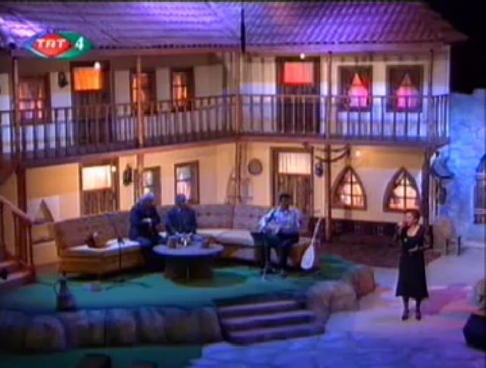 Aysun GÜLTEKİN-Duman Duman Olmuş Karşıki Dağlar (U.H)-2