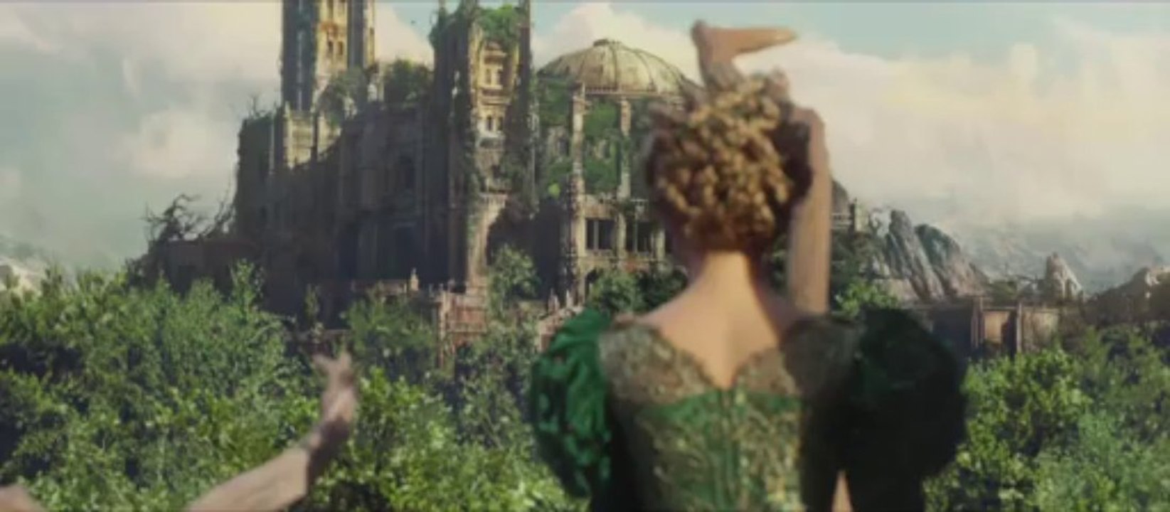 LA BELLA E LA BESTIA - Trailer Ufficiale Italiano