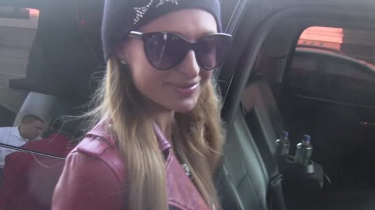 Paris hilton sagt, lindsay lohan war ein unartiges kind