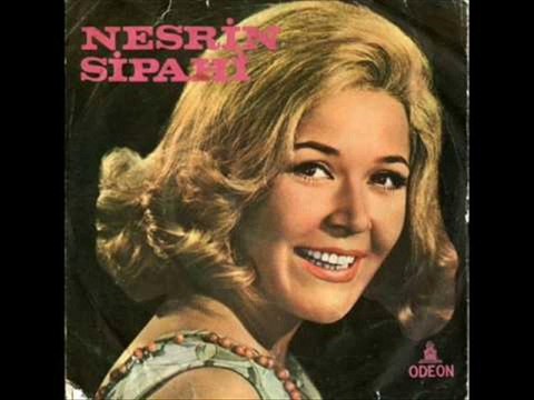 NESRİN SİPAHİ-ÜÇ AZERİ TÜRKÜ SESLENDİRİYOR