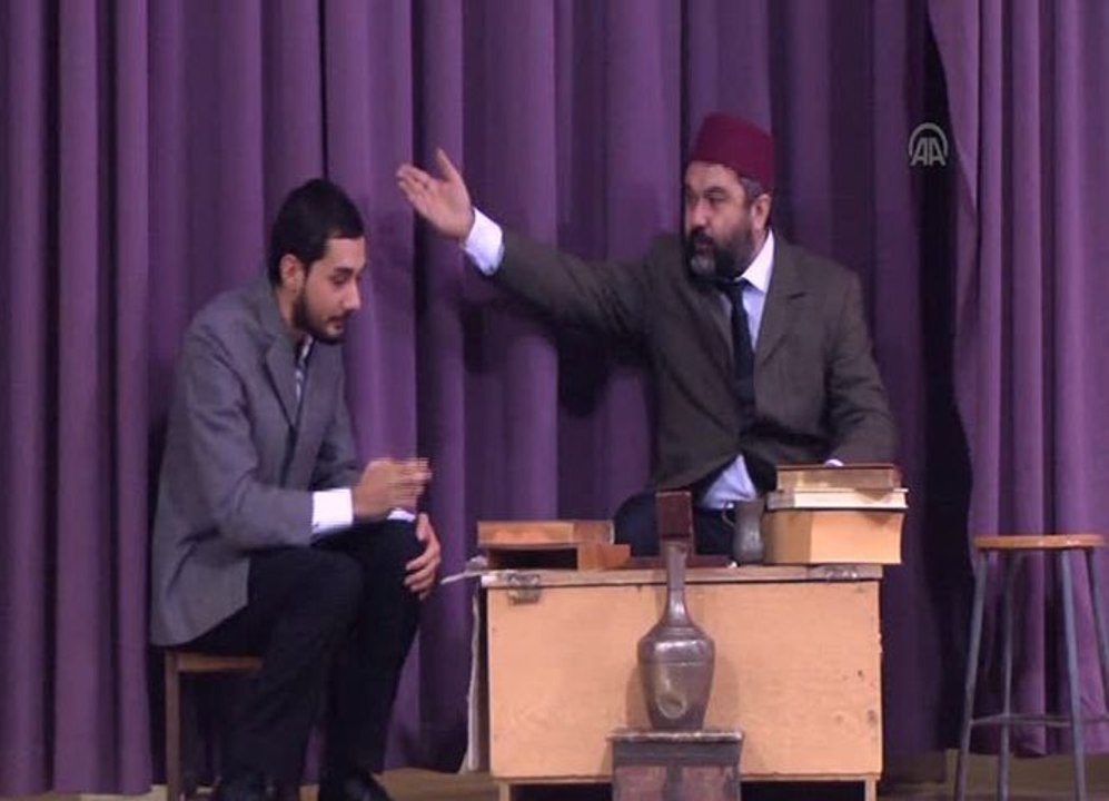 "Söz Ustası Şair Mehmet Akif Ersoy" tiyatro oyunu -